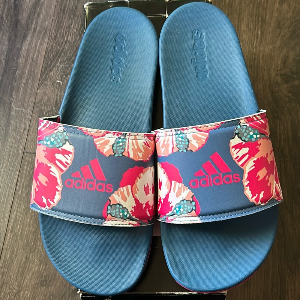 Adidas slide sandal